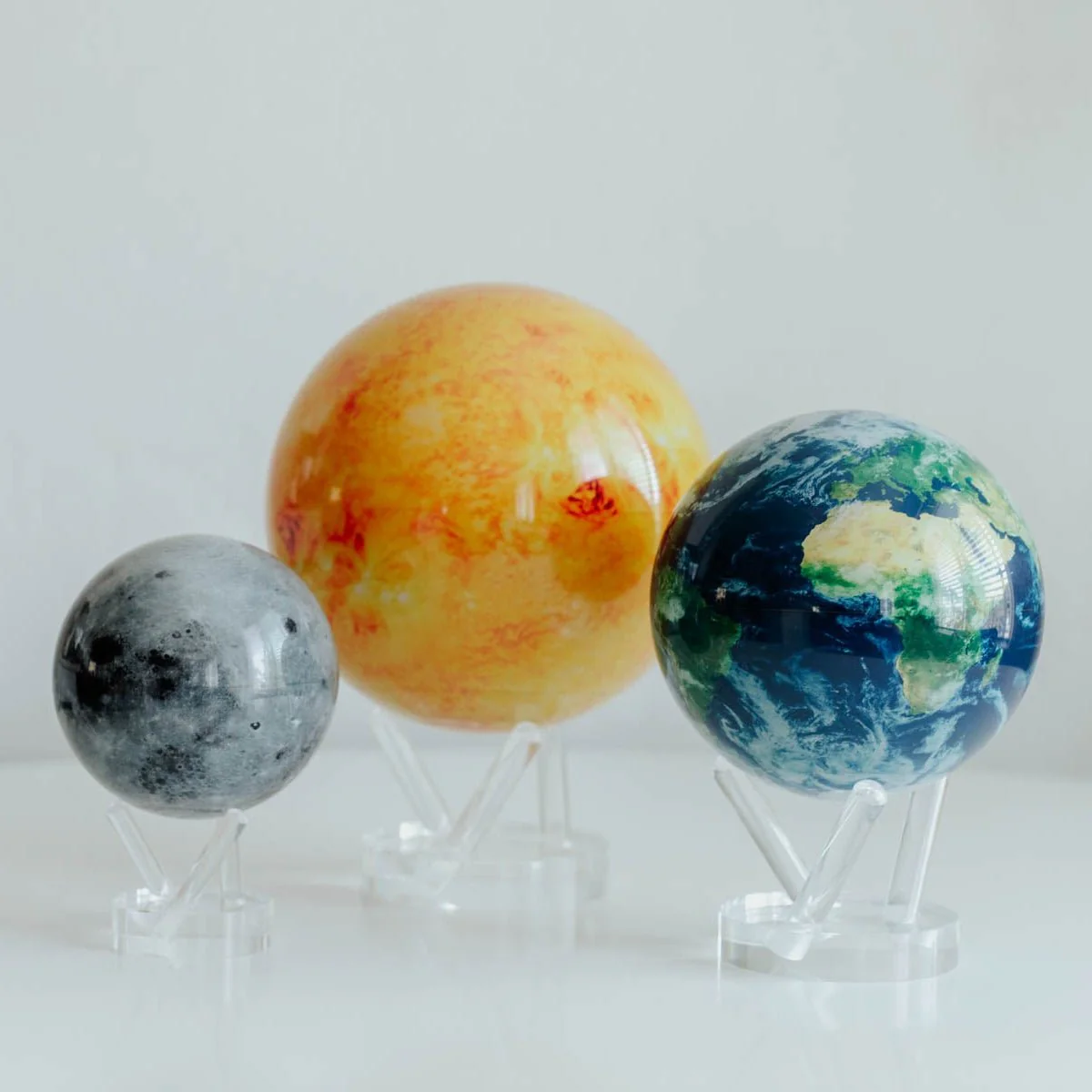 ALL GLOBES